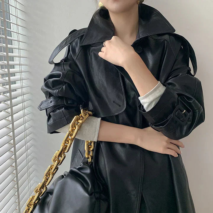 Skórzany trencz - stylowy długi płaszcz damski